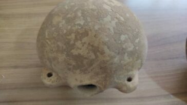 Iron Age relics seized in Sistan-Baluchestan