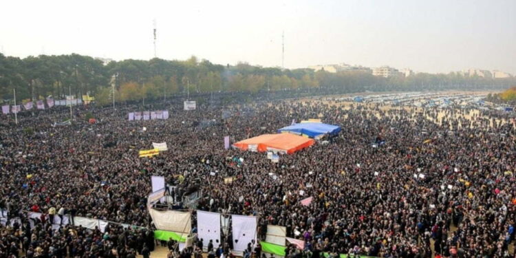 'Give Isfahan Life!' Water Shortages Unleash Waves Of Protest In Iran
