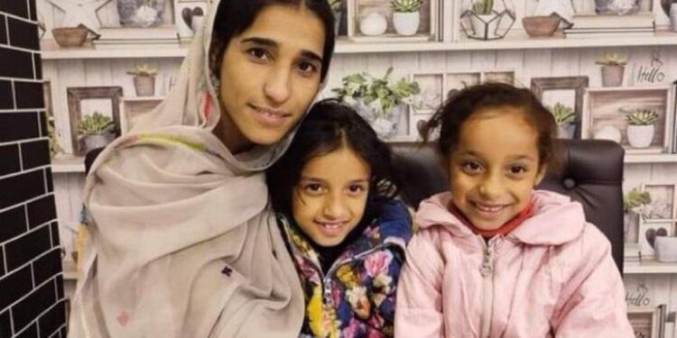 #PakArmy boasts of being a powerful army, but it attacks peaceful protesting Balochs.