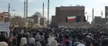 Security Forces' Gunfire Injures Two Dozen During Iran Protest